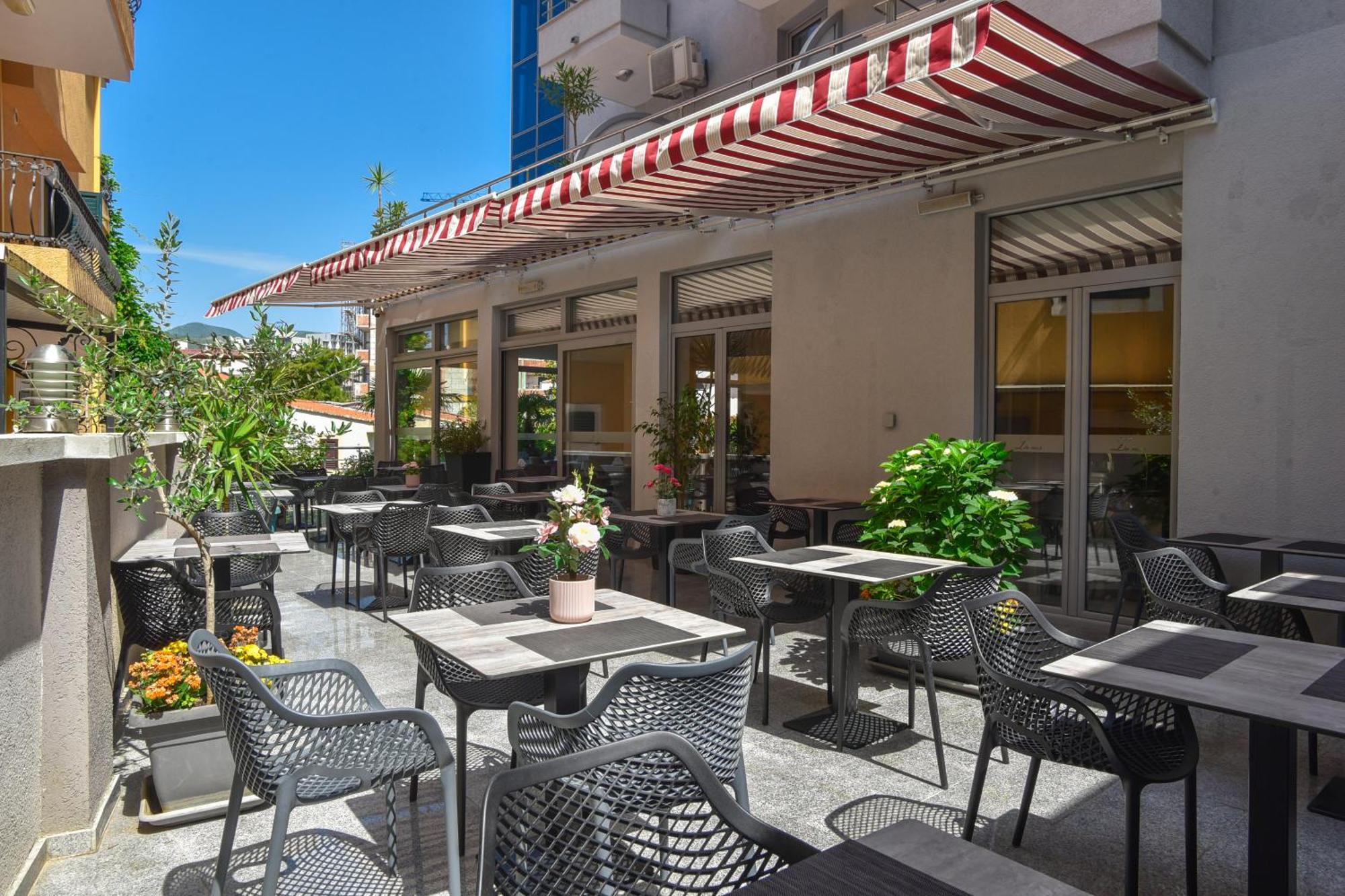 Hotel La mer Budva Eksteriør bilde