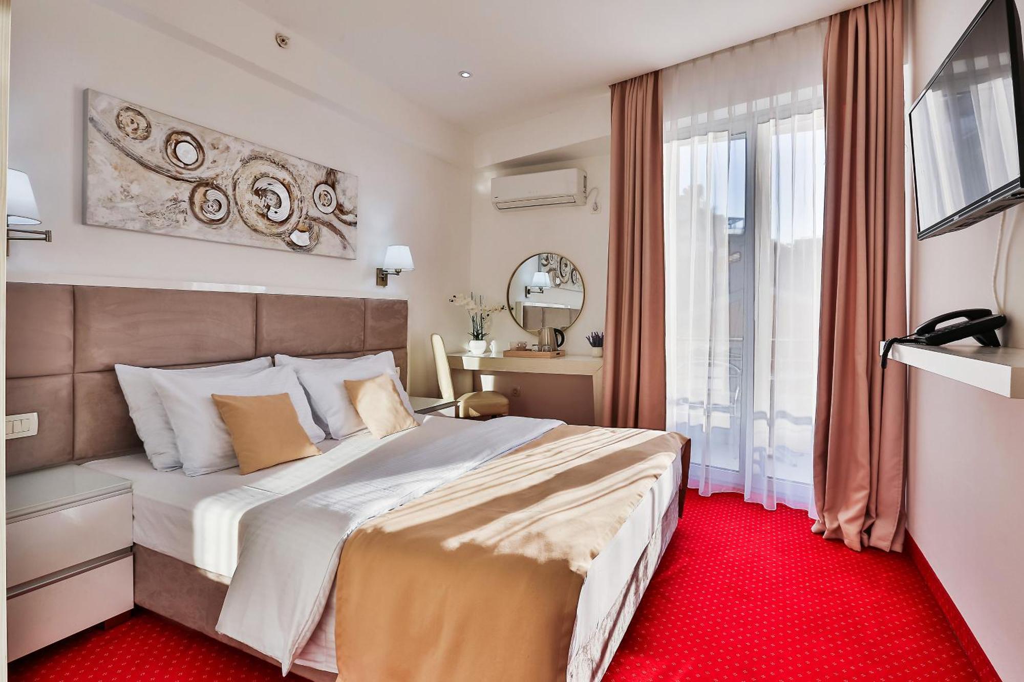 Hotel La mer Budva Eksteriør bilde